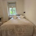 Apartment Modern Luxury With Garden *