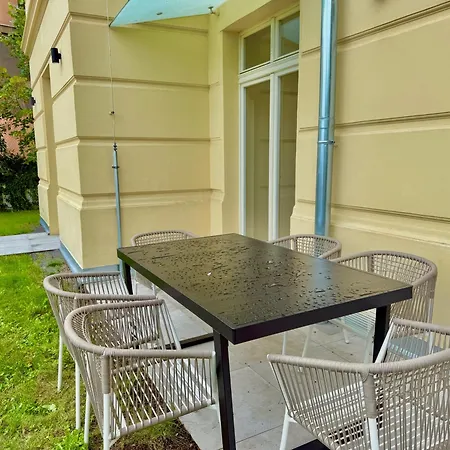 Modern Luxury With Garden Prague