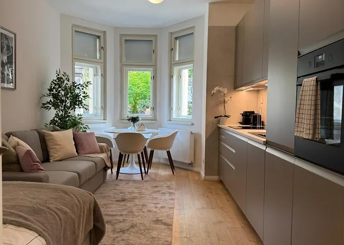 Διαμέρισμα Modern Luxury With Garden *