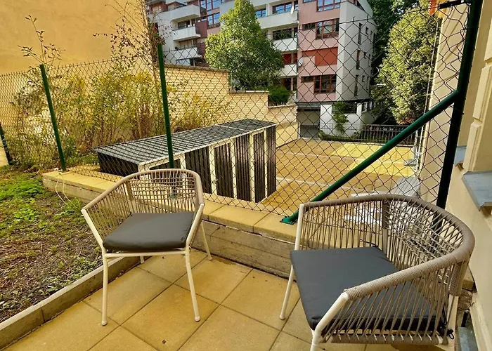 Διαμέρισμα Modern Luxury With Garden *