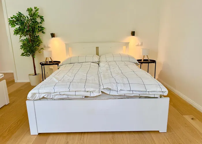 Modern Luxury With Garden Πράγα