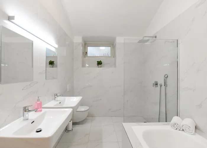 Διαμέρισμα Modern Luxury With Garden
