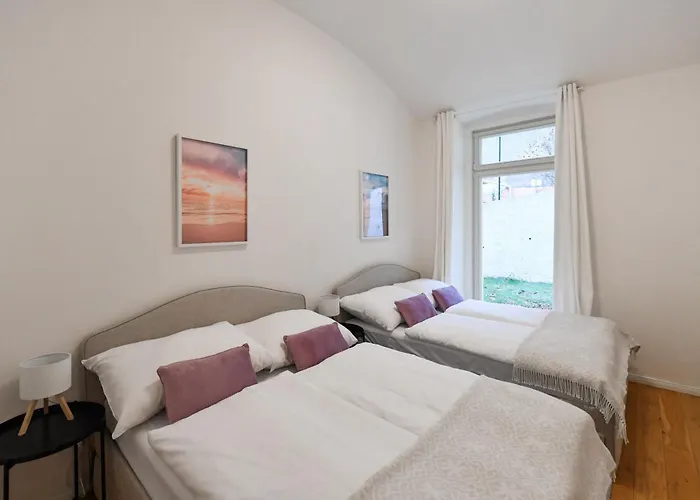 Modern Luxury With Garden Πράγα