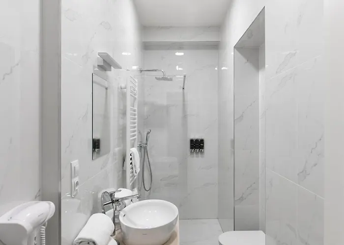 Διαμέρισμα Modern Luxury With Garden *