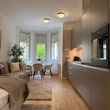 Modern Luxury With Garden * Prag